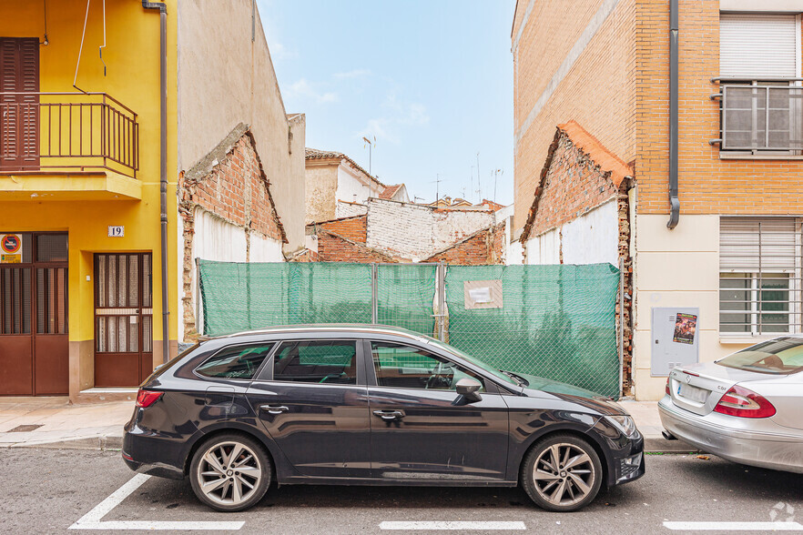 Calle Alpechines, 21, San Fernando De Henares, Madrid en venta - Foto del edificio - Imagen 2 de 2