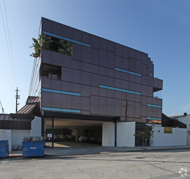 1135 N Mansfield Ave, Hollywood, CA en alquiler - Foto del edificio - Imagen 2 de 3