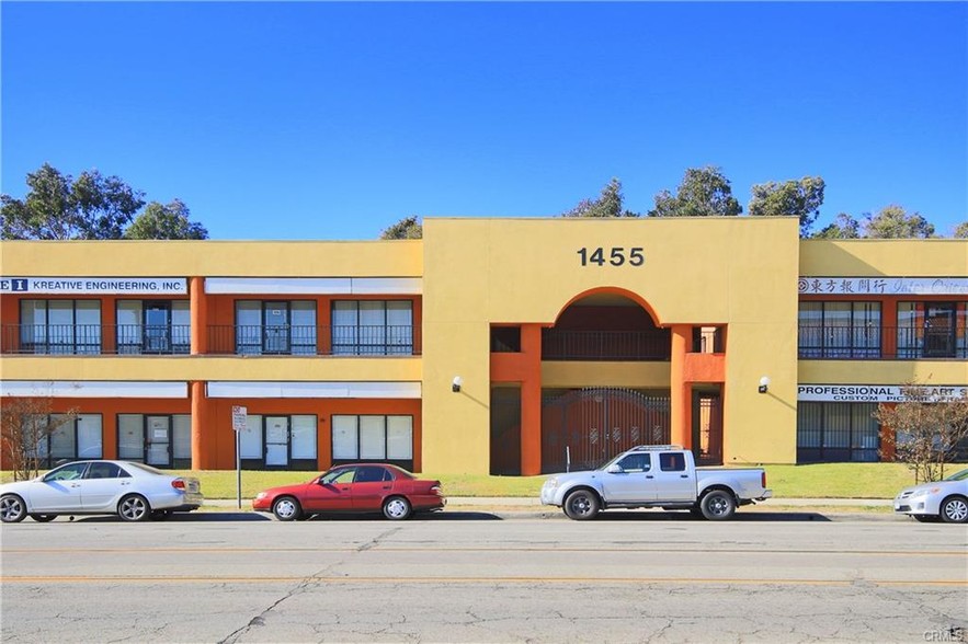 1455 Monterey Pass Rd, Monterey Park, CA en venta - Foto del edificio - Imagen 1 de 96