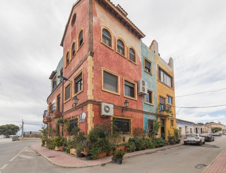 Local en Crevillent, Alicante en venta - Foto del edificio - Imagen 3 de 35