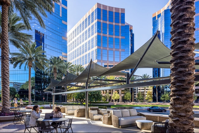 Más detalles de 2040 Main St, Irvine, CA - Oficina en alquiler