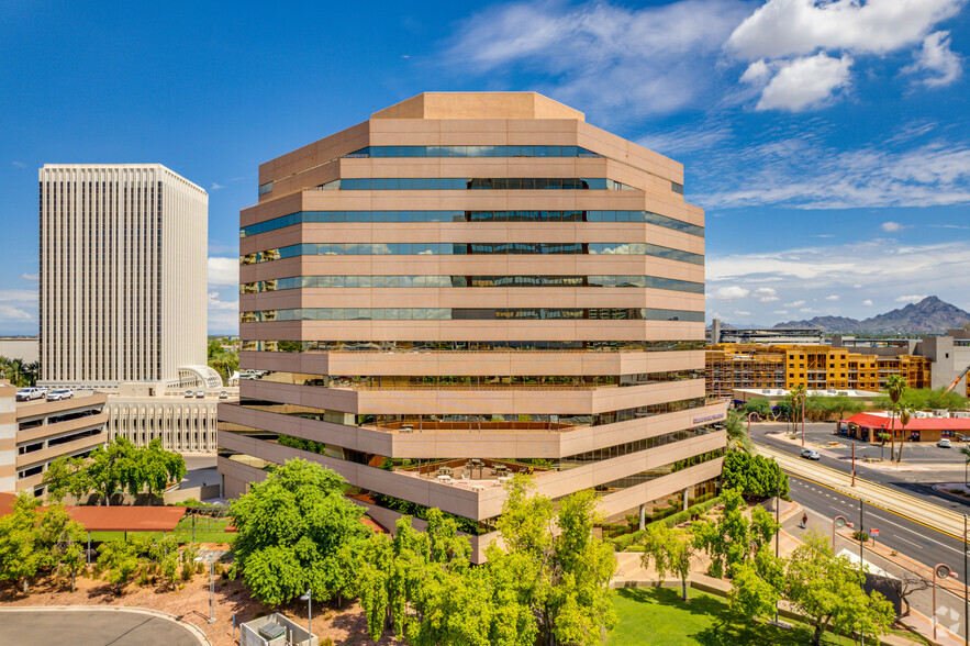 3636 N Central Ave, Phoenix, AZ en alquiler - Foto del edificio - Imagen 2 de 15