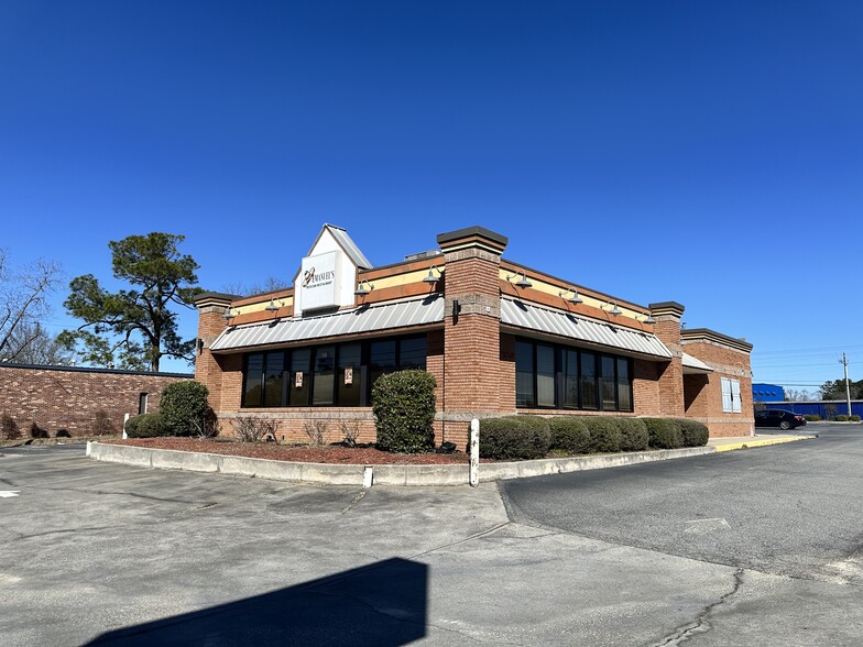 537 S Main St, Swainsboro, GA en venta - Foto del edificio - Imagen 1 de 19