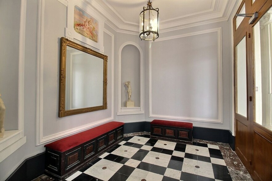 10 Rue De Monceau, Paris en alquiler - Lobby - Imagen 3 de 3