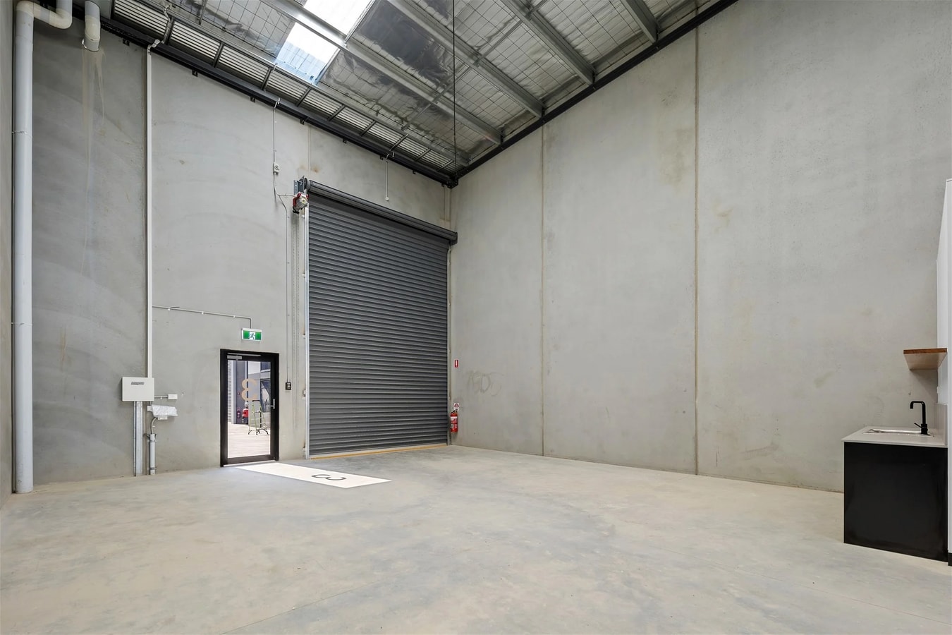 90 Cranwell St, Braybrook, VIC 3019 - Unidad 9 -  - Foto del interior - Image 1 of 4
