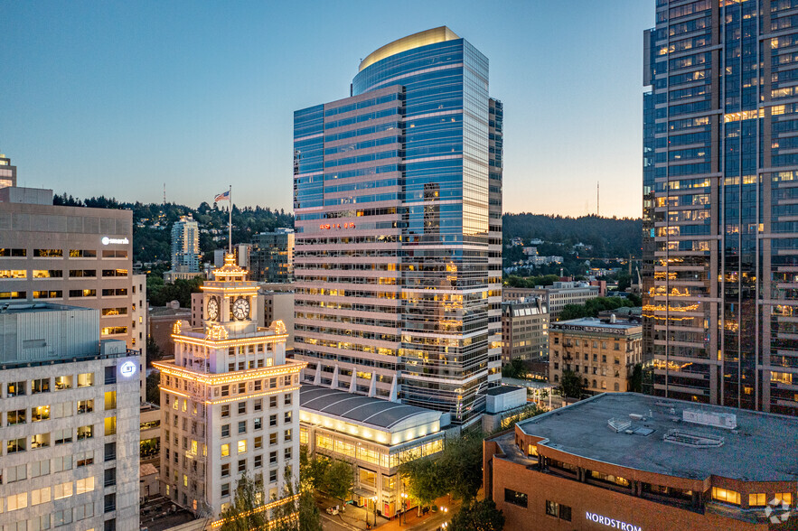 805 SW Broadway, Portland, OR en alquiler - Foto principal - Imagen 1 de 11