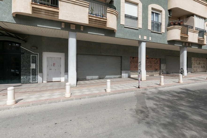 Calle Comares, 34, Atarfe, Granada en venta - Foto del edificio - Imagen 3 de 18