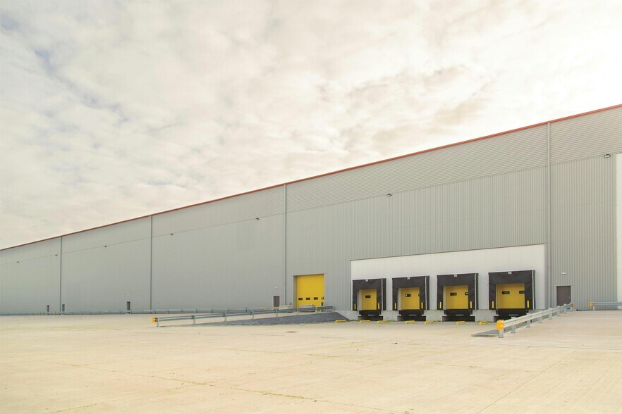 E Lancashire Rd, Liverpool en alquiler - Foto del edificio - Imagen 3 de 3