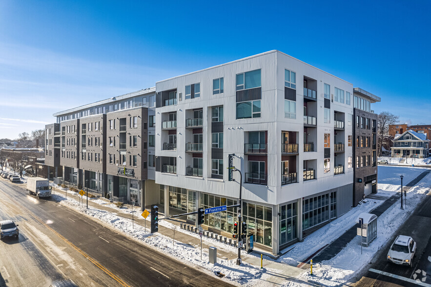 2000 Lyndale Ave, Minneapolis, MN en alquiler - Foto del edificio - Imagen 3 de 4