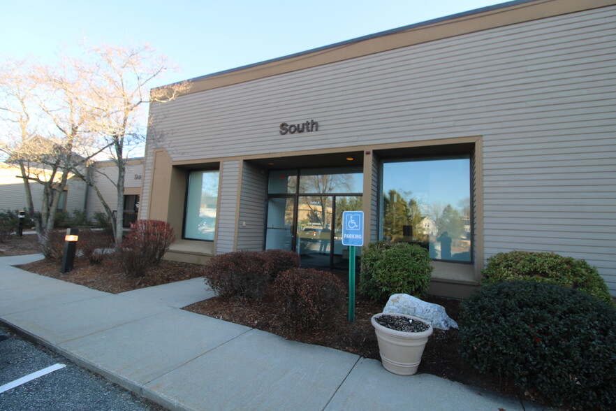 200 N Main St, East Longmeadow, MA en alquiler - Foto del edificio - Imagen 1 de 4