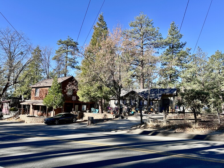 54790 N Circle Dr, Idyllwild, CA en venta - Foto principal - Imagen 1 de 36