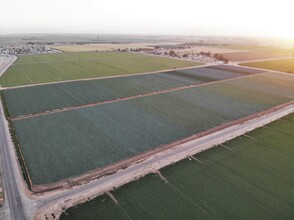 SEC E Gillet St, El Centro, CA - VISTA AÉREA  vista de mapa - Image1