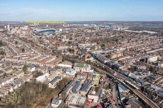 Más detalles de 1 Bruce Grove, London - Oficina en venta