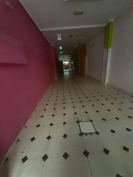 Local en Cáceres en venta - Foto del edificio - Imagen 2 de 14