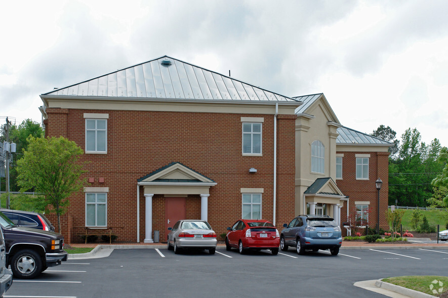 14361 Sommerville Ct, Midlothian, VA en venta - Foto del edificio - Imagen 3 de 24