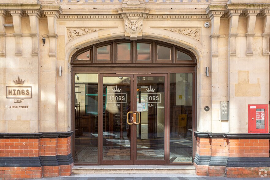 High St, Newport en alquiler - Foto del edificio - Imagen 2 de 5