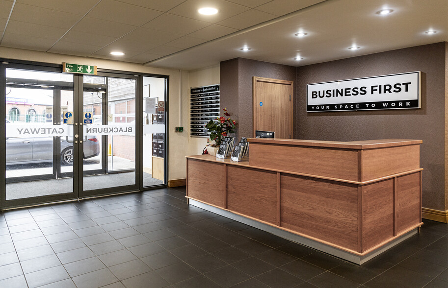 Accrington Rd, Blackburn en alquiler - Lobby - Imagen 2 de 11