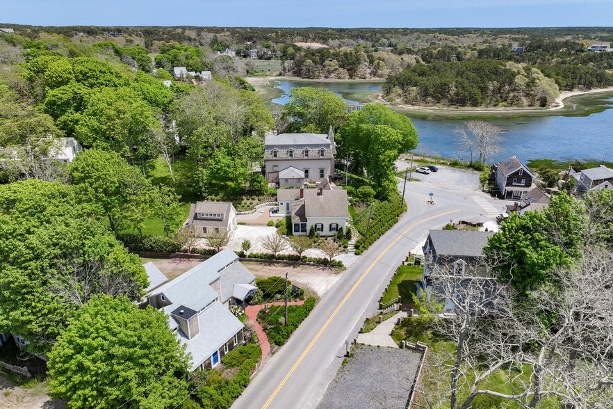 20 Bank, Wellfleet, MA en venta - Foto del edificio - Imagen 1 de 47