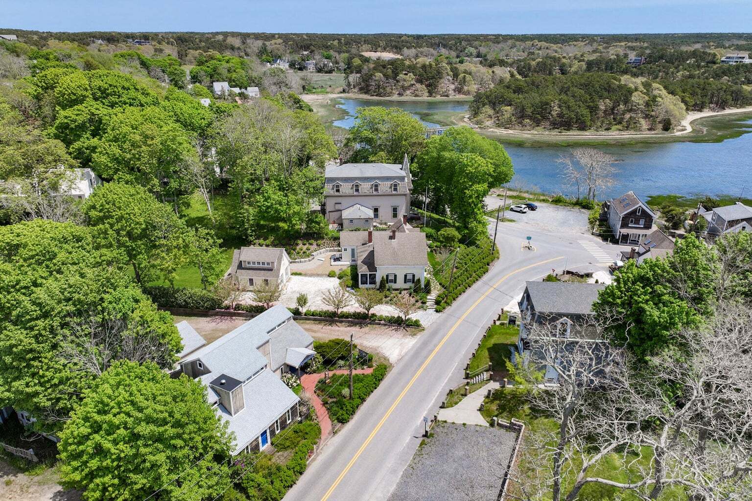 20 Bank, Wellfleet, MA en venta Foto del edificio- Imagen 1 de 48