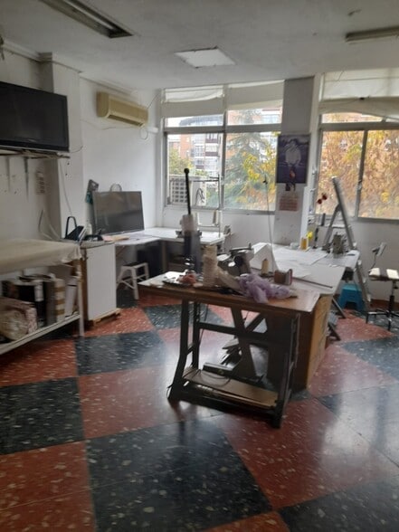 Local en Cáceres, Cáceres en alquiler - Foto del edificio - Imagen 3 de 40