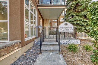 Más detalles de 10403 122 St, Edmonton, AB - Oficina en venta