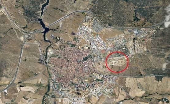 Terreno en Ávila, Ávila en venta - Foto del edificio - Imagen 3 de 3