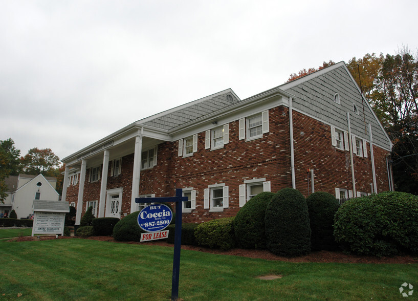 6 Pompton Ave, Cedar Grove, NJ en alquiler - Foto del edificio - Imagen 3 de 18