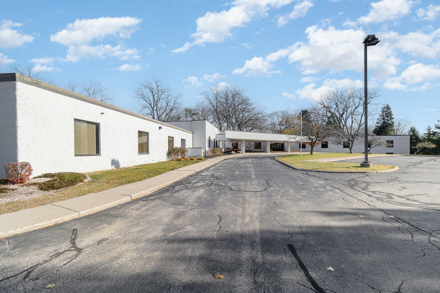 3000 E Ridge Rd, Rochester, NY en alquiler - Foto del edificio - Imagen 3 de 27