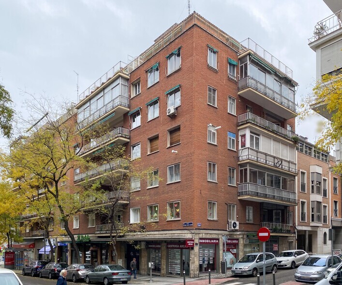 Edificios residenciales en Madrid, MAD en venta - Foto principal - Imagen 1 de 1