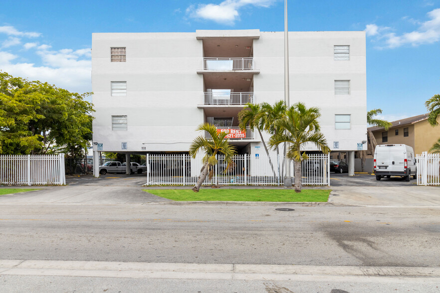 1095 W 77th St, Hialeah, FL en venta - Foto del edificio - Imagen 2 de 15