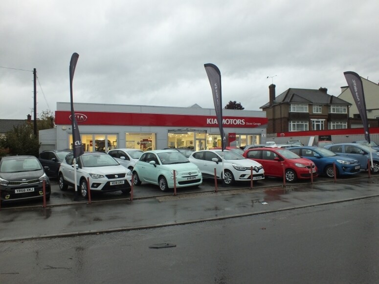 1 Ash Hill Road, Ash en venta - Foto principal - Imagen 1 de 6