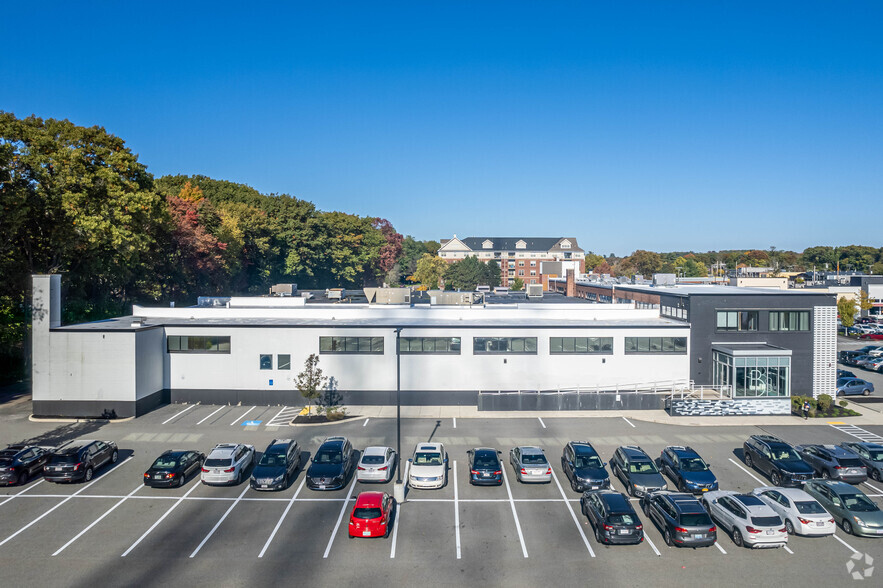 153 Needham St, Newton, MA en alquiler - Foto del edificio - Imagen 3 de 5