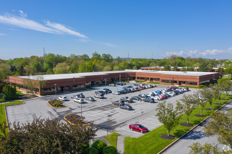 100 White Clay Center Dr, Newark, DE en alquiler - Foto del edificio - Imagen 2 de 21