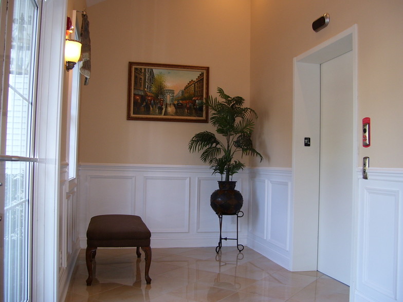 162 East Ave, Norwalk, CT en alquiler - Lobby - Imagen 2 de 16