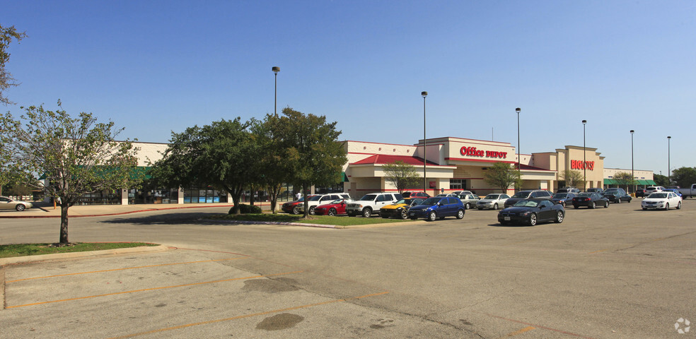 850 N Bell Blvd, Cedar Park, TX en alquiler - Foto principal - Imagen 1 de 8