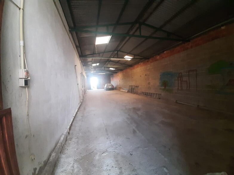 Nave en Malpartida de Cáceres en venta - Foto del edificio - Imagen 2 de 14