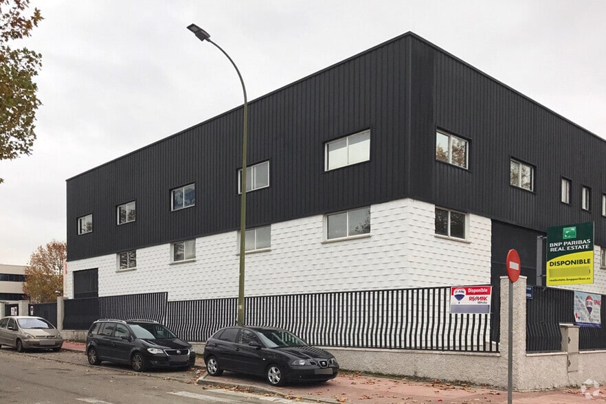 Calle Alfarería, Móstoles, Madrid en venta - Foto del edificio - Imagen 2 de 7