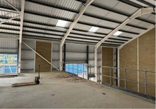 76 Lincoln Rd, High Wycombe en alquiler Foto del interior- Imagen 1 de 7