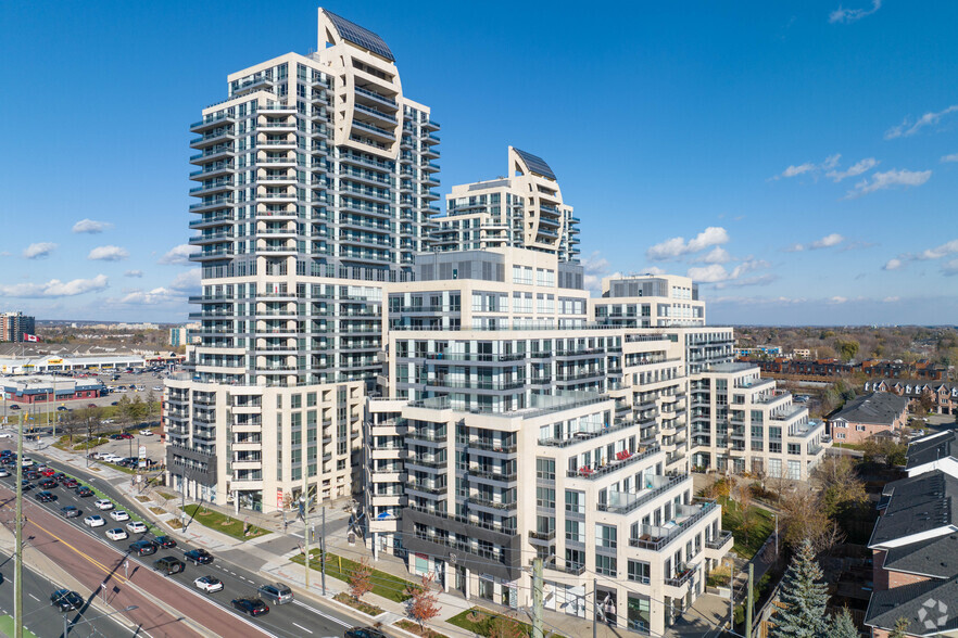 9191 Yonge St, Richmond Hill, ON en alquiler - Foto del edificio - Imagen 2 de 6