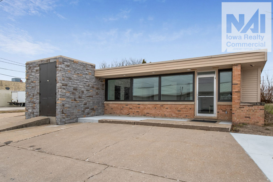 115 30th Street Dr SE, Cedar Rapids, IA en venta - Foto del edificio - Imagen 2 de 17