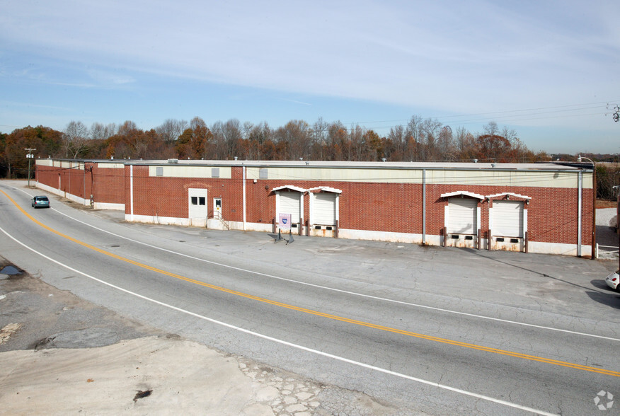 310 Industrial Dr, Greenville, SC en alquiler - Foto del edificio - Imagen 2 de 7