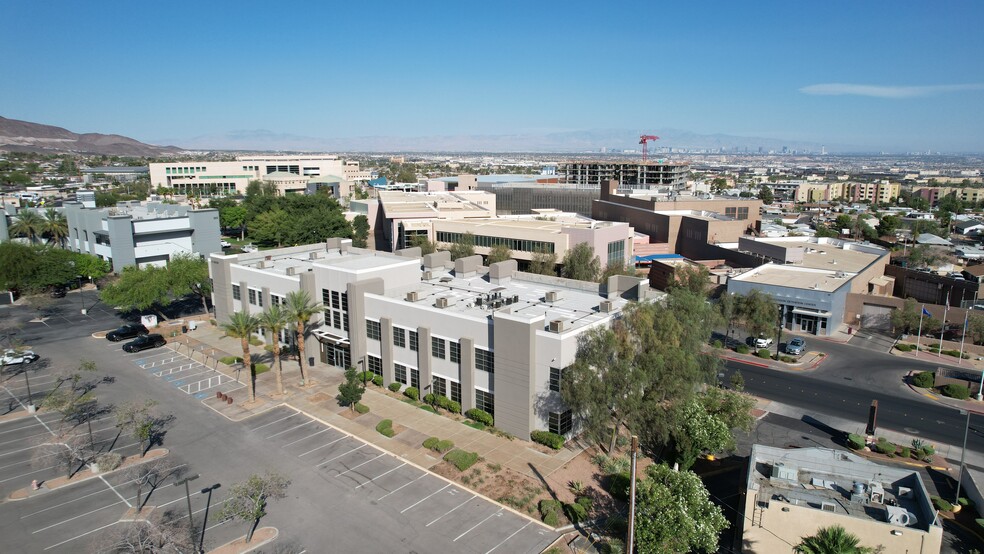 311 S Water St, Henderson, NV en alquiler - Foto del edificio - Imagen 2 de 7