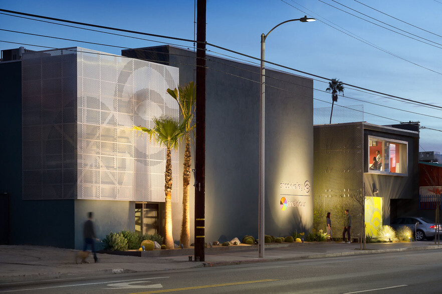 5735 Melrose Ave, Los Angeles, CA en venta - Foto del edificio - Imagen 2 de 21