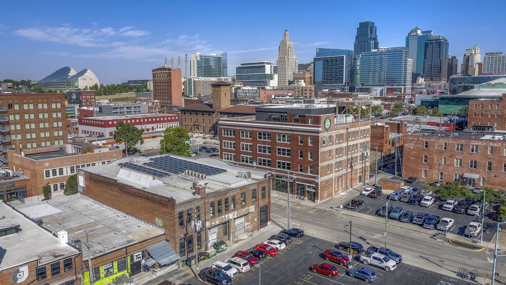 1801 McGee St, Kansas City, MO en alquiler - Foto del edificio - Imagen 2 de 62