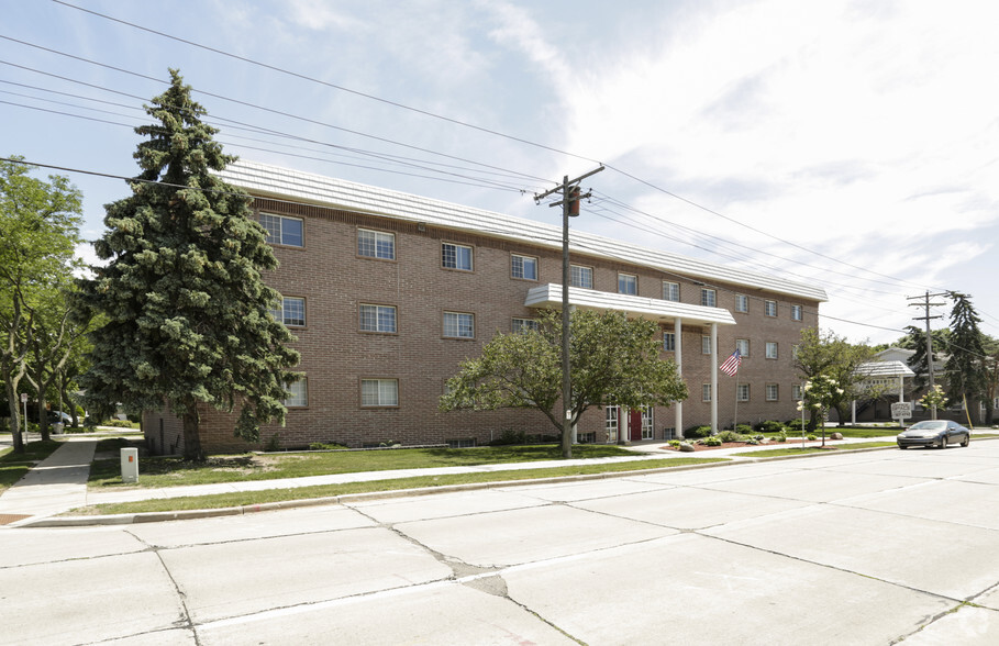 9401 W Beloit Rd, Milwaukee, WI en alquiler - Foto del edificio - Imagen 2 de 3