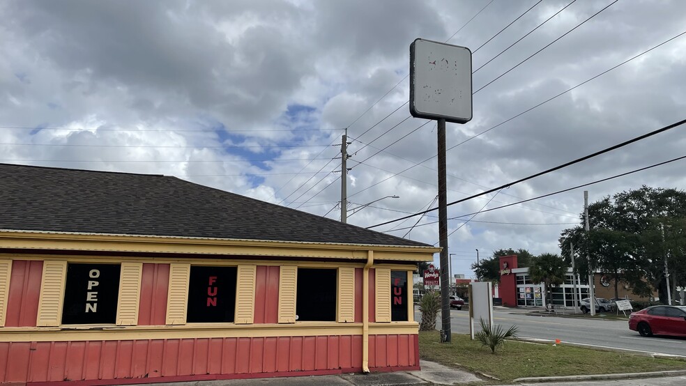 3813 University Blvd W, Jacksonville, FL en alquiler - Foto del edificio - Imagen 3 de 7