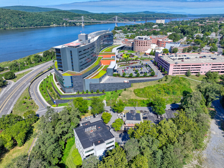 29 Fox St, Poughkeepsie, NY en alquiler - Foto del edificio - Imagen 2 de 5