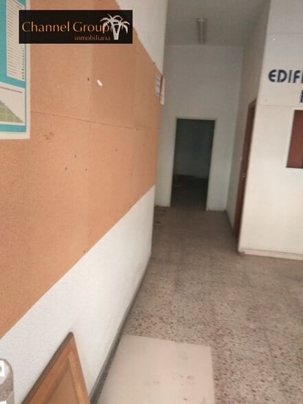 Local en Elche, Alicante en alquiler - Foto del edificio - Imagen 2 de 2