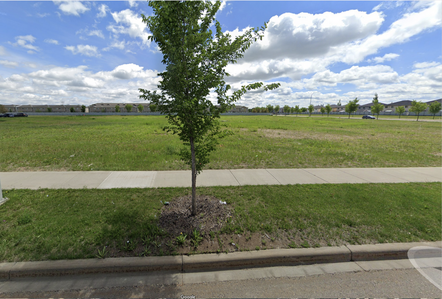 111 Town Crest Rd, Fort Saskatchewan, AB en venta - Otros - Imagen 2 de 2