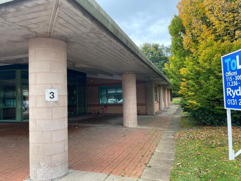 3 Michaelson Sq, Livingston en alquiler - Foto del edificio - Imagen 3 de 12